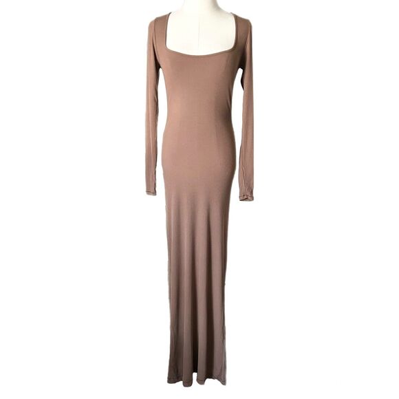 Skims Soft Lounge Long Sleeve Maxi Dress in Oxide Brown Size Medium - Picture 1 of 4